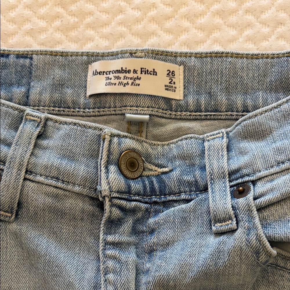 Abercrombie & Fitch Women's Denim Straight Leg Jeans